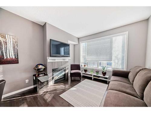 175 Kincora Heath Nw, Calgary, AB - Indoor Photo Showing Living Room