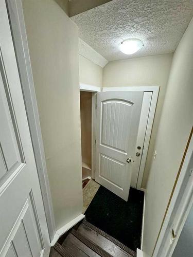 168 Saddlebrook Circle Ne, Calgary, AB - Indoor Photo Showing Other Room