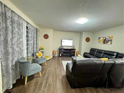 168 Saddlebrook Circle Ne, Calgary, AB - Indoor