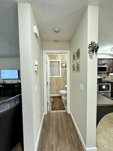 168 Saddlebrook Circle Ne, Calgary, AB - Indoor Photo Showing Other Room