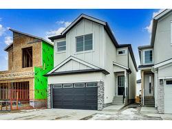 4843 87 Avenue NE Calgary, AB T3J 2J5