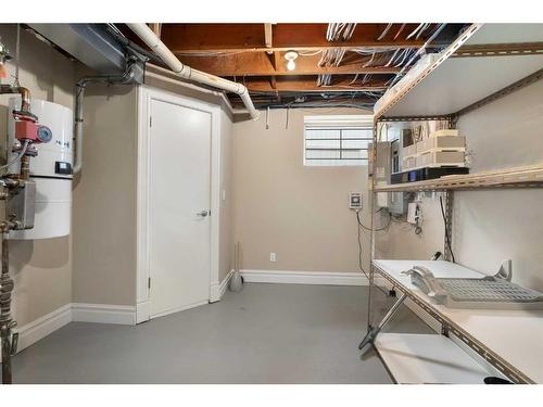 307 Wildwood Drive Sw, Calgary, AB - Indoor Photo Showing Basement