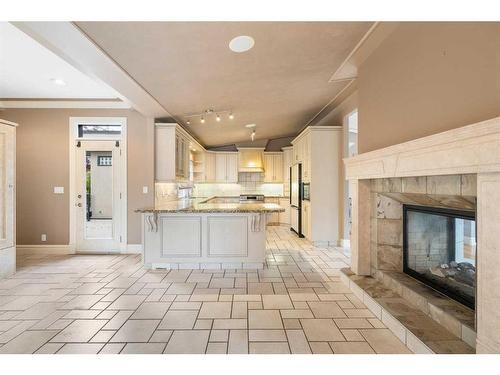 307 Wildwood Drive Sw, Calgary, AB - Indoor With Fireplace