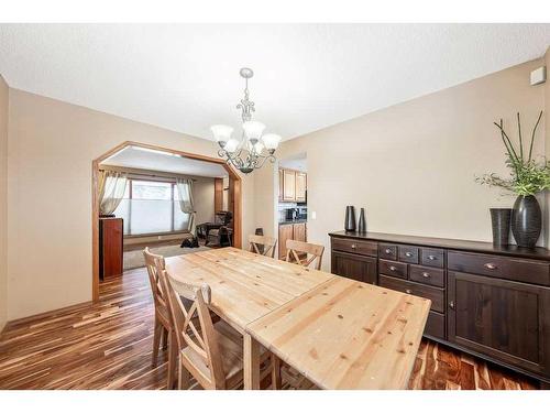 116 Mt Robson Circle Se, Calgary, AB - Indoor Photo Showing Dining Room