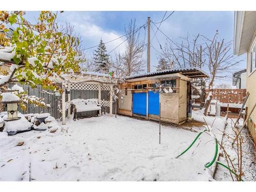 314 Olympia Crescent Se, Calgary, AB - Outdoor