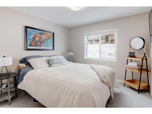 239 Sunset Point, Cochrane, AB - Indoor Photo Showing Bathroom