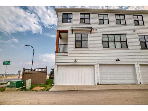 210 Alpine Avenue Sw, Calgary, AB - Outdoor