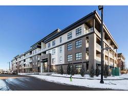 320-4275 Norford Avenue NW Calgary, AB T3B 6H3