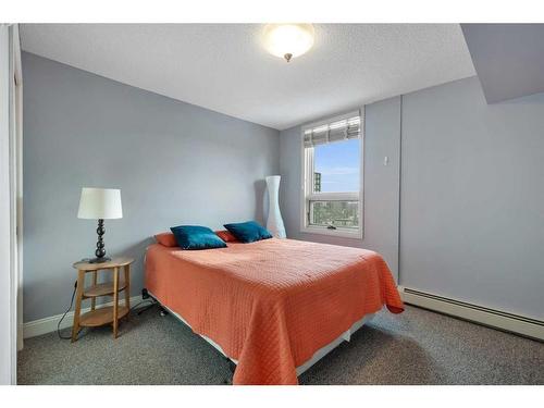 1506-733 14 Avenue Sw, Calgary, AB - Indoor Photo Showing Bedroom