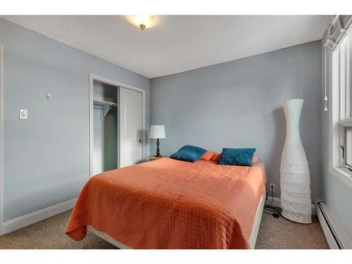 1506-733 14 Avenue Sw, Calgary, AB - Indoor Photo Showing Bedroom