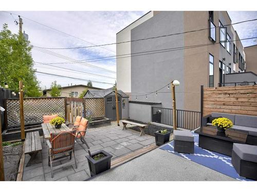 352 33 Avenue Ne, Calgary, AB - Outdoor With Deck Patio Veranda With Exterior