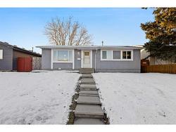 719 Malvern Drive NE Calgary, AB T2A 5P9