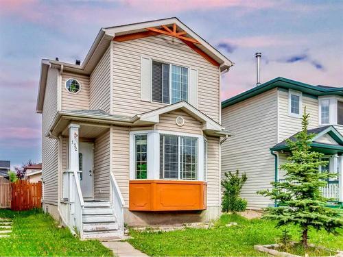 152 Martin Crossing Crescent Ne, Calgary, AB - Outdoor