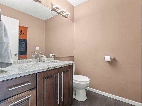 420 Varsity Estates Place Nw, Calgary, AB - Indoor Photo Showing Bathroom