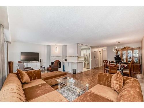 22 Point Mckay Crescent Nw, Calgary, AB - Indoor