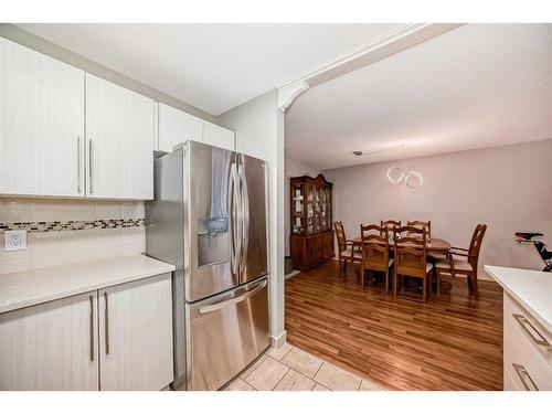 22 Point Mckay Crescent Nw, Calgary, AB - Indoor Photo Showing Dining Room