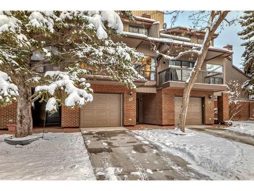 22 Point Mckay Crescent Nw, Calgary, AB - Outdoor