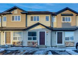 22 Saddlebrook Point NE Calgary, AB T3J 0G2