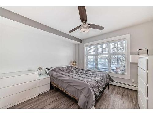 1204-11 Mahogany Row Se, Calgary, AB - Indoor Photo Showing Bedroom