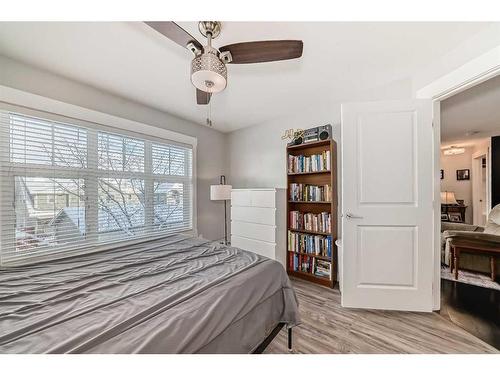 1204-11 Mahogany Row Se, Calgary, AB - Indoor Photo Showing Bedroom