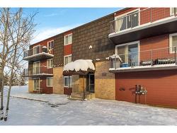 11A-80 Galbraith Drive SW Calgary, AB T3E 3H2