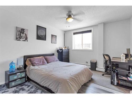 11A-80 Galbraith Drive Sw, Calgary, AB - Indoor Photo Showing Bedroom