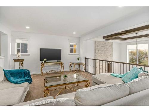 40 Masters Landing Se, Calgary, AB - Indoor Photo Showing Living Room