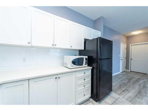 2415-333 Taravista Drive Ne, Calgary, AB - Indoor Photo Showing Kitchen