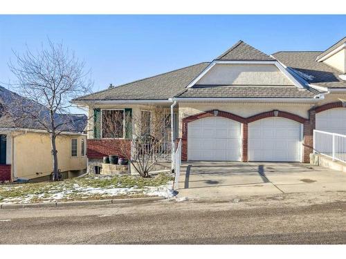 147 Sienna Park Green Sw, Calgary, AB - Outdoor