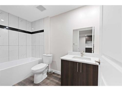 274 Redstone Drive Ne, Calgary, AB - Indoor Photo Showing Bathroom