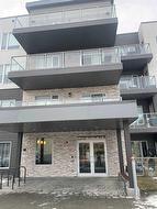 401-200 Shawnee Square SW Calgary, AB T2Y 0T7