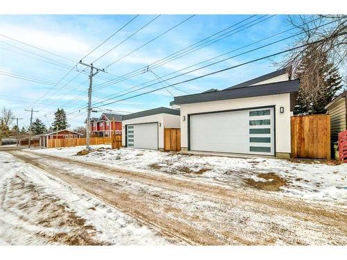 390 Hendon Drive Nw, Calgary, AB - Outdoor