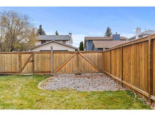 148 Woodbend Way, Okotoks, AB - Outdoor