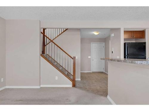 19 Royal Crest Court Nw, Calgary, AB - Indoor