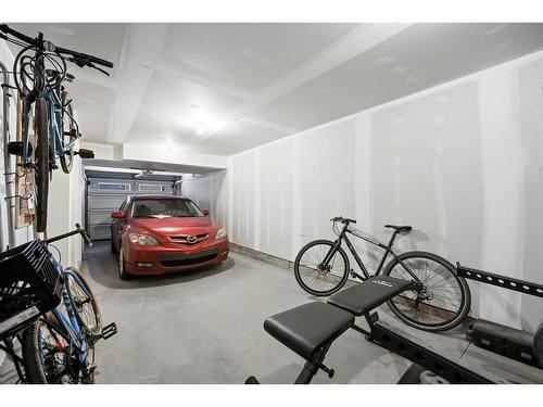 211 Livingston Common Ne, Calgary, AB - Indoor Photo Showing Garage