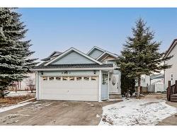 8027 Laguna Way NE Calgary, AB T1Y 7A4