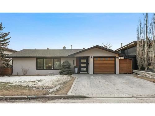 2407 Juniper Road Nw, Calgary, AB - Outdoor