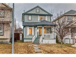 27 Coventry View NE Calgary, AB T3K 5H4