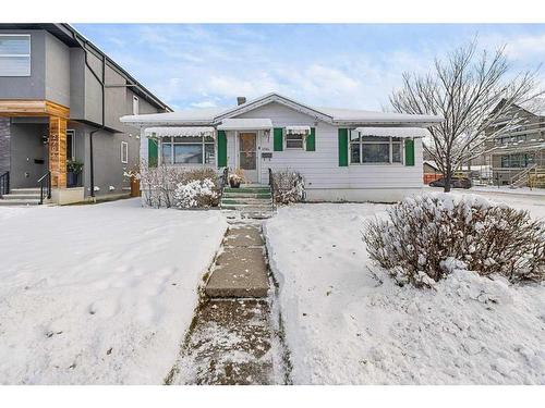 2704 19 Street Nw, Calgary, AB - Outdoor With Facade