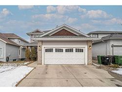 104 Hawktree Green NW Calgary, AB T3G 3P9