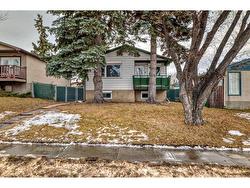 3246 30A Avenue SE Calgary, AB T2B 0H4