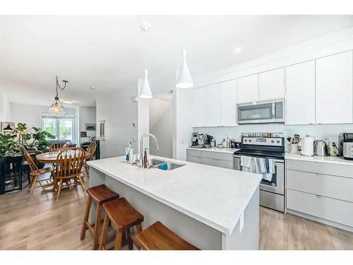 3543 69 Street Nw, Calgary, AB - Indoor Photo Showing Kitchen With Stainless Steel Kitchen With Double Sink With Upgraded Kitchen