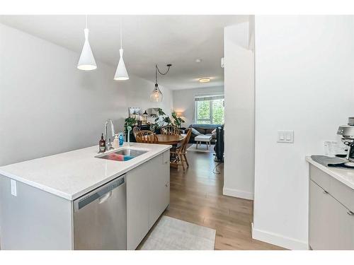 3543 69 Street Nw, Calgary, AB - Indoor Photo Showing Kitchen With Double Sink