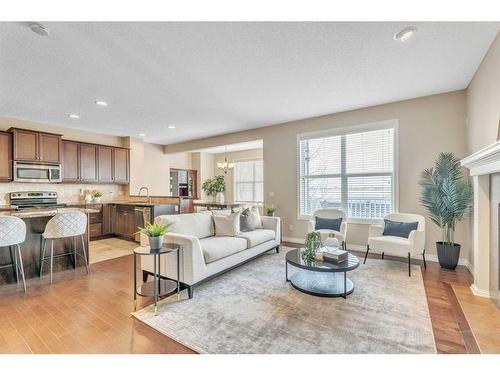 110 Autumn Circle Se, Calgary, AB - Indoor Photo Showing Living Room