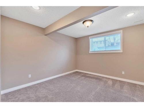 110 Autumn Circle Se, Calgary, AB - Indoor Photo Showing Other Room