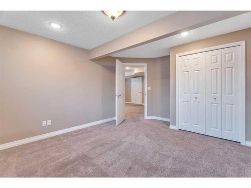 110 Autumn Circle Se, Calgary, AB - Indoor Photo Showing Other Room