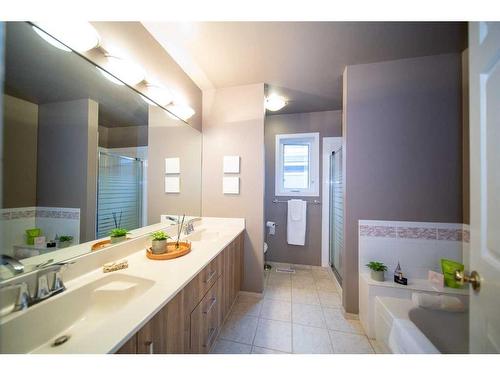 251 Coachway Road Sw, Calgary, AB - Indoor Photo Showing Bathroom