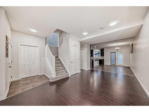 164 Skyview Springs Gardens Ne, Calgary, AB - Indoor Photo Showing Living Room