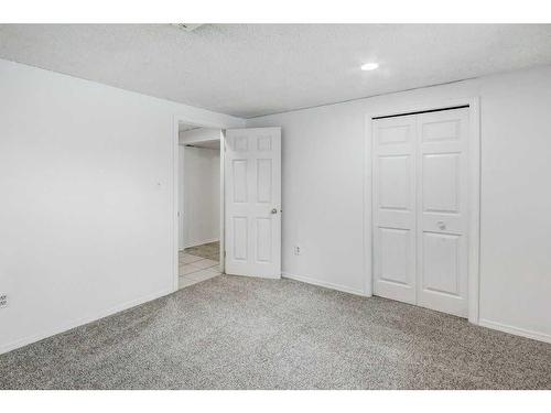 248 Allan Crescent Se, Calgary, AB - Indoor Photo Showing Other Room