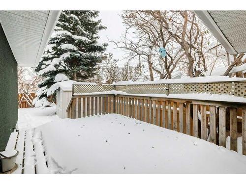 248 Allan Crescent Se, Calgary, AB - Outdoor